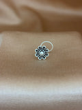Scalloped Daisy Silver Nose Pin