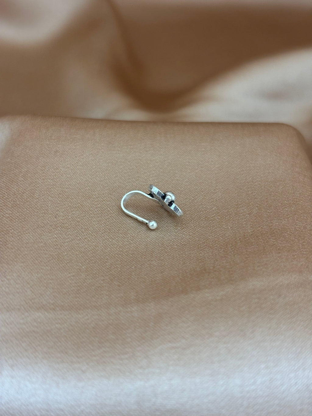 Trifold Petal Silver Nose Pin