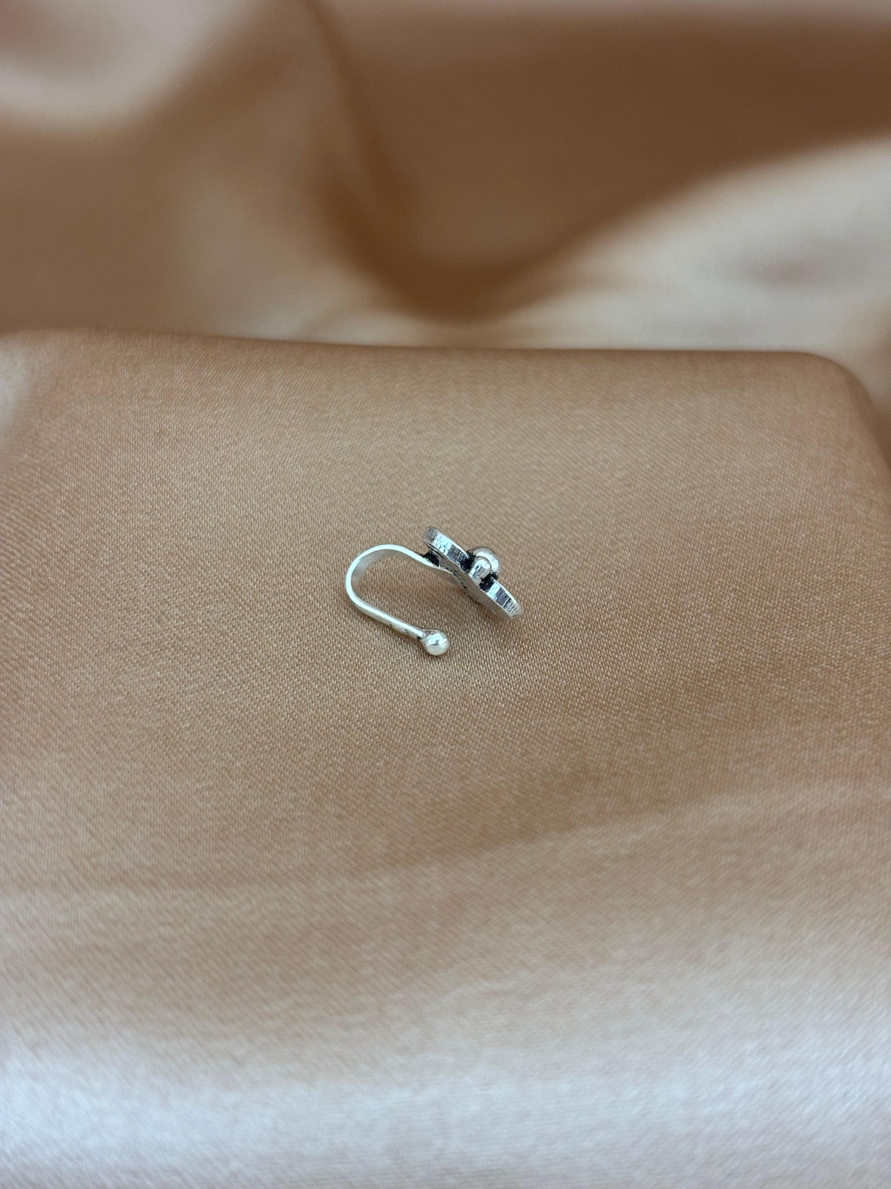 Trifold Petal Silver Nose Pin