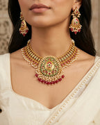 Grand Circular Medallion Heritage Necklace