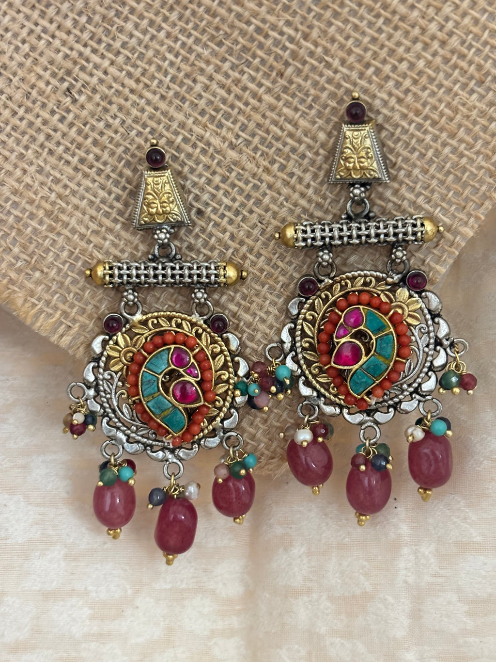 Antique Lattice & Coral Paisley Drops