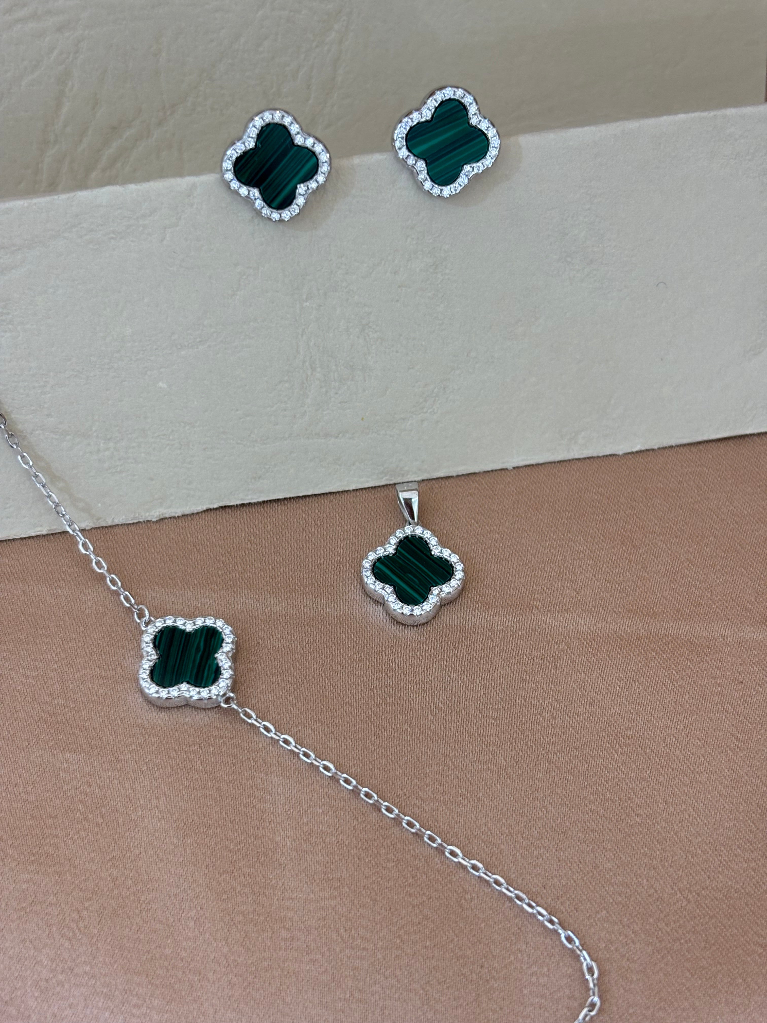 Malachite Clover Pendant Set