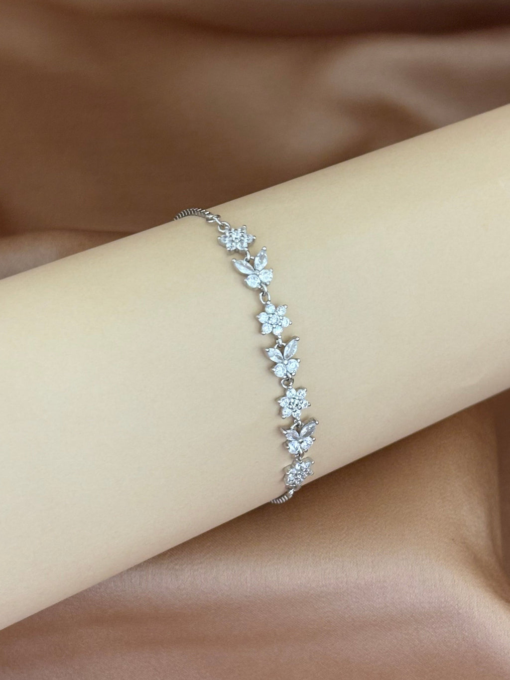 Bloom Cascade Bracelet