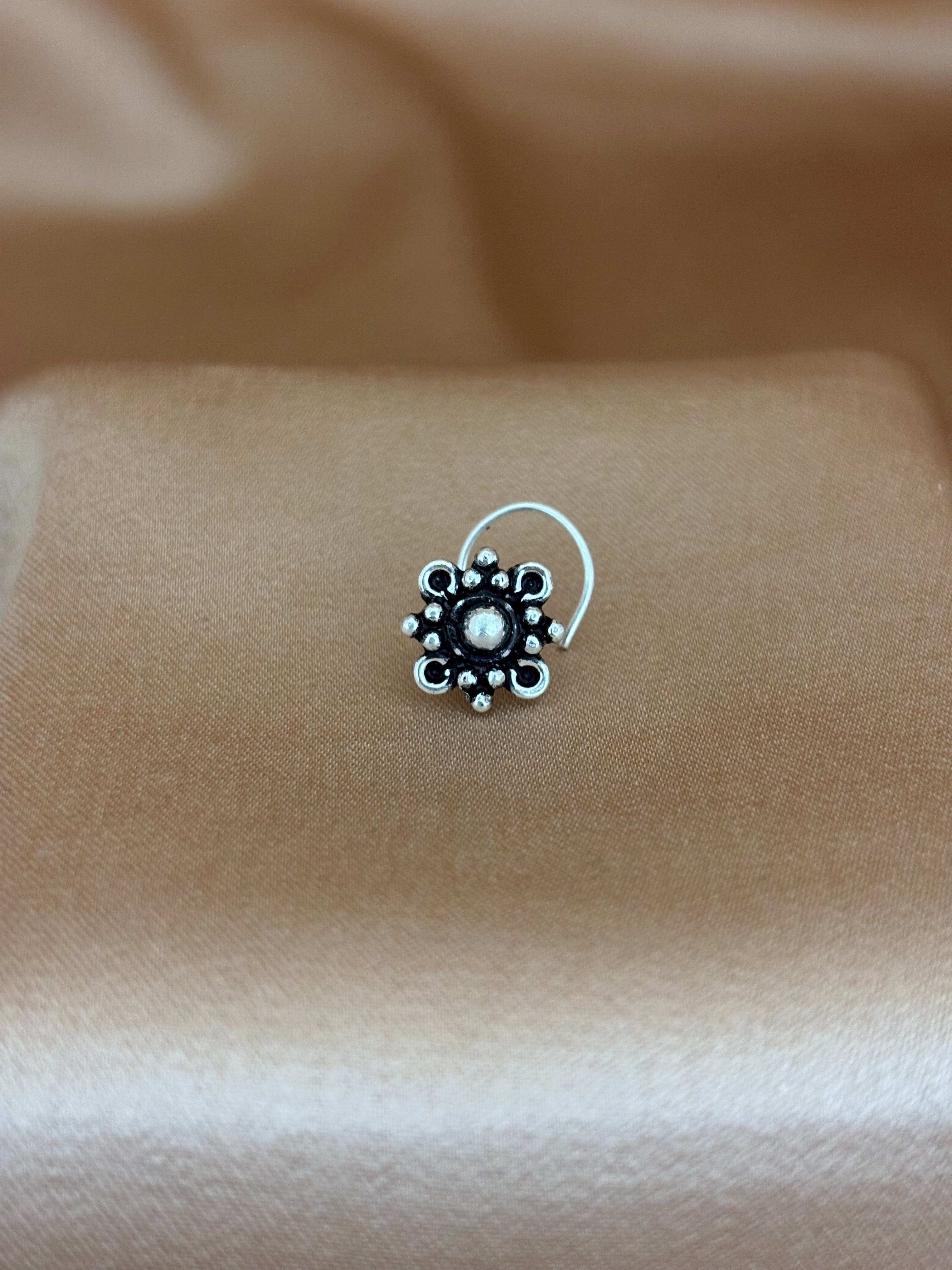 Vintage Petal Filigree Nose Pin
