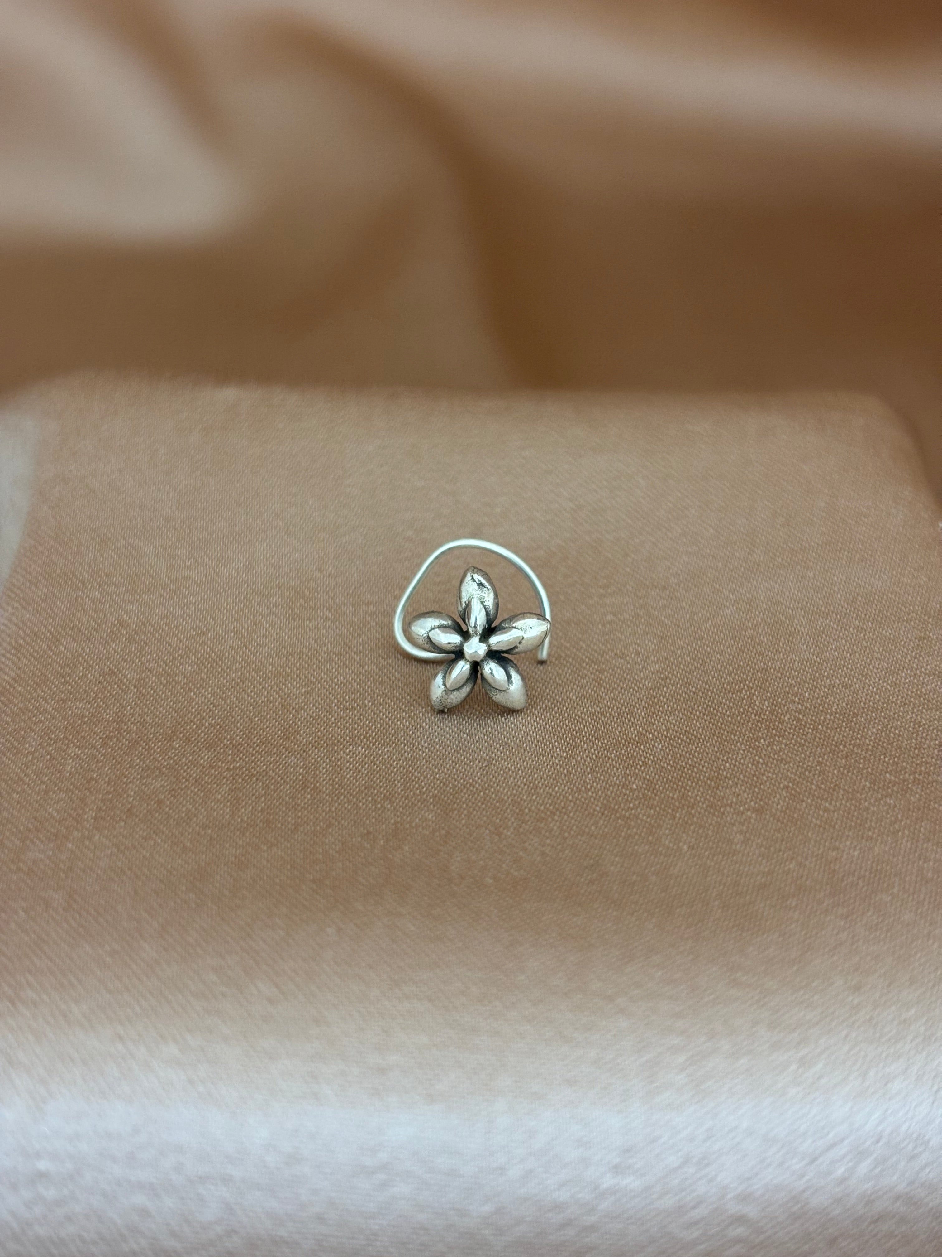 Polished Silver Five-Petal Blossom Nose Pin