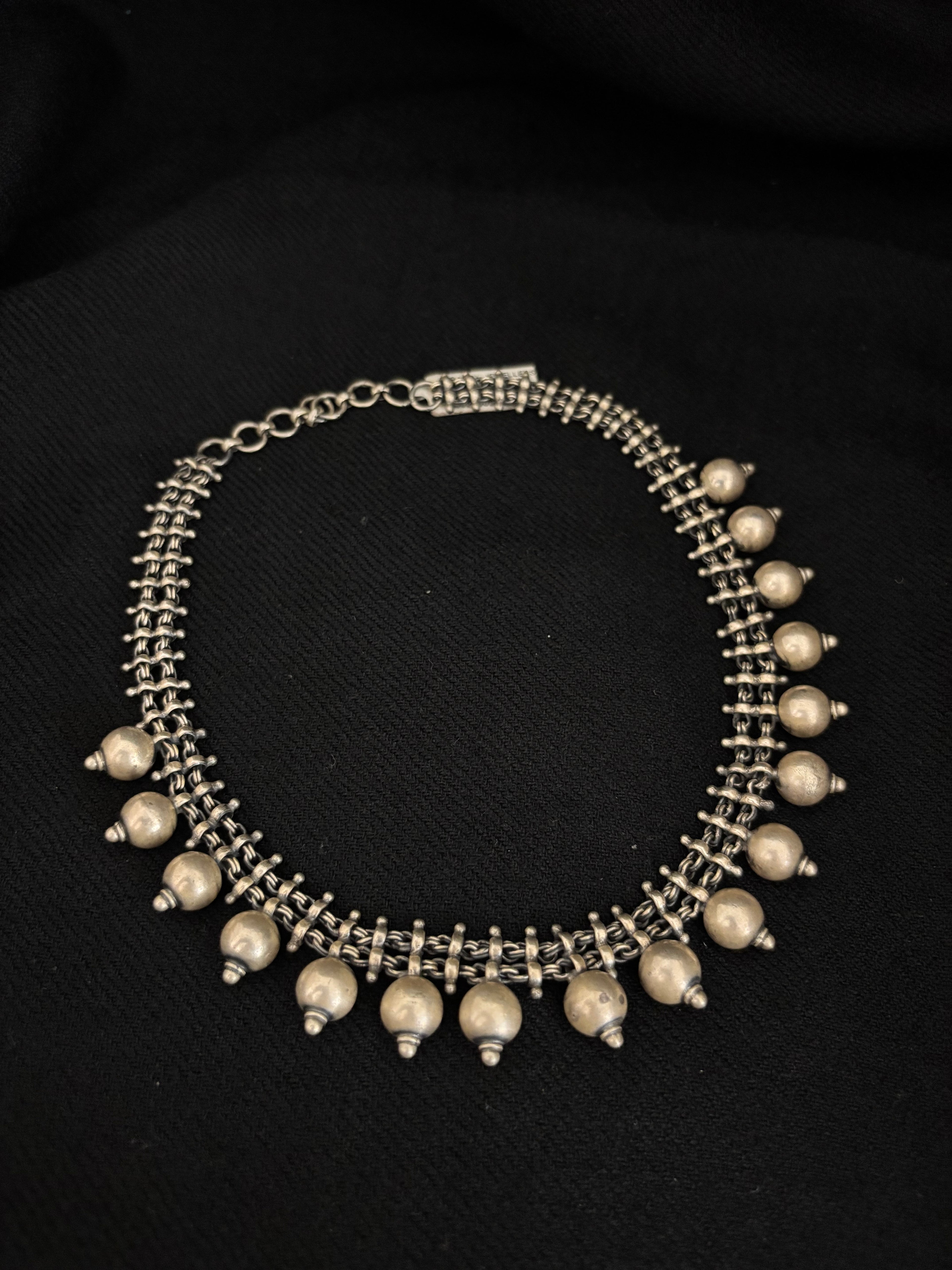 Traditional Silver Smooth Bead Choker