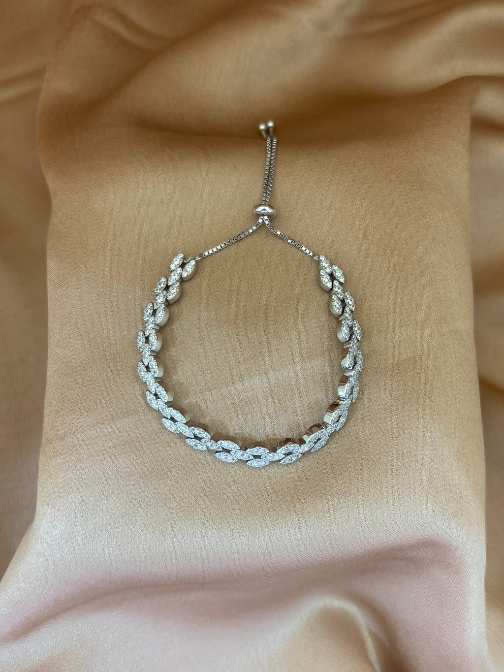 Ivy Link Bracelet