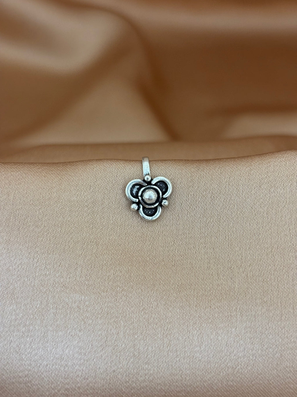 Trifold Petal Silver Nose Pin