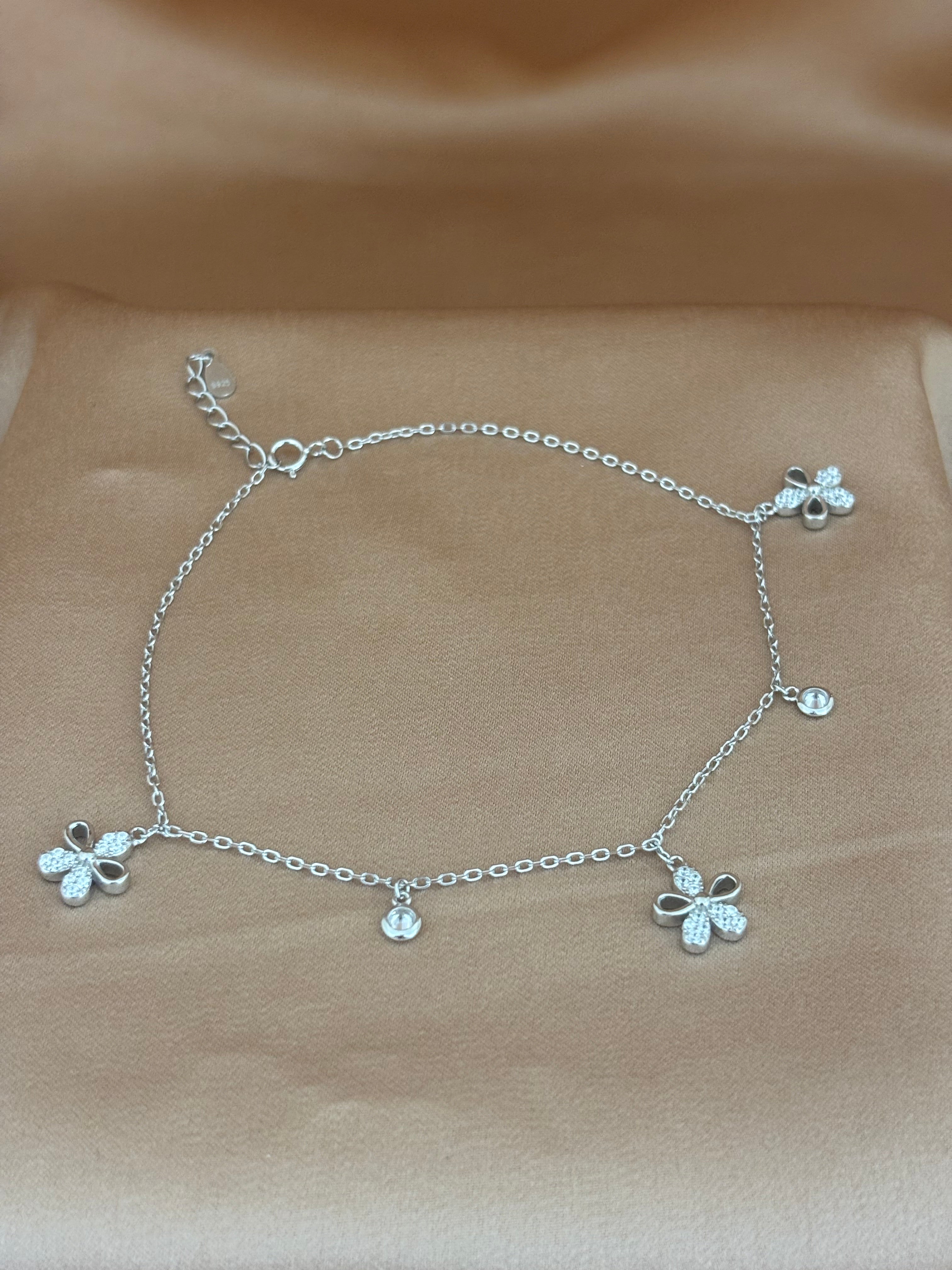 Sparkling Floral Drop Anklet