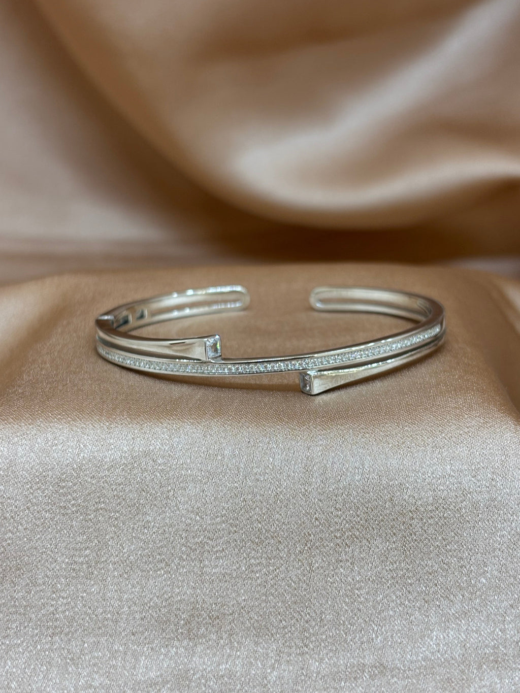 The Marquise Leaf Bracelet
