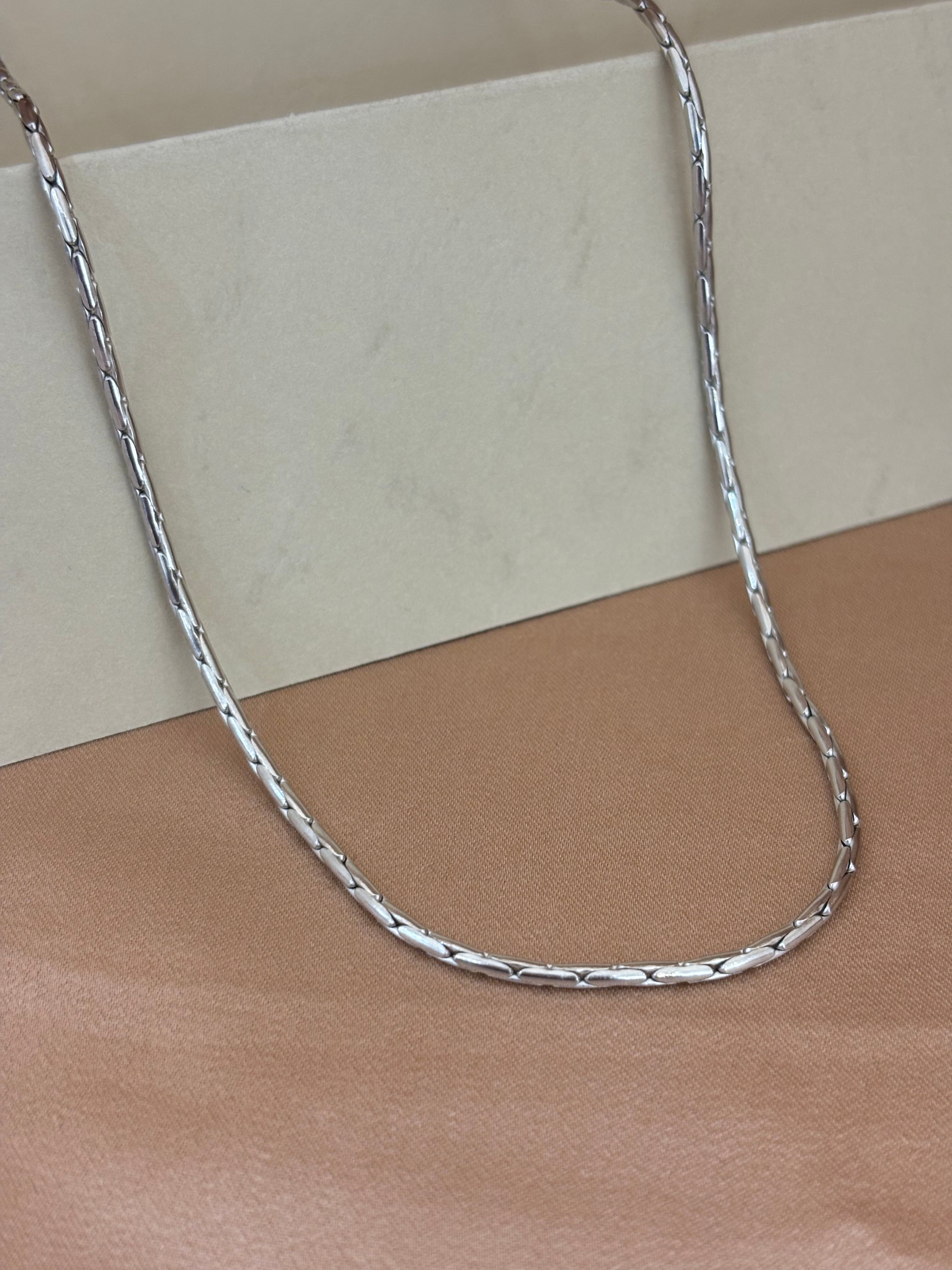 Contemporary Silver Bar-Link Specialty Chain