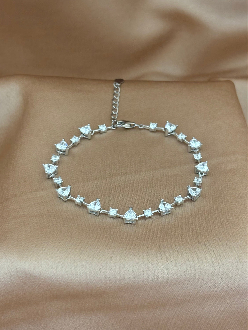 Alternating Geometric Crystal Link Bracelet