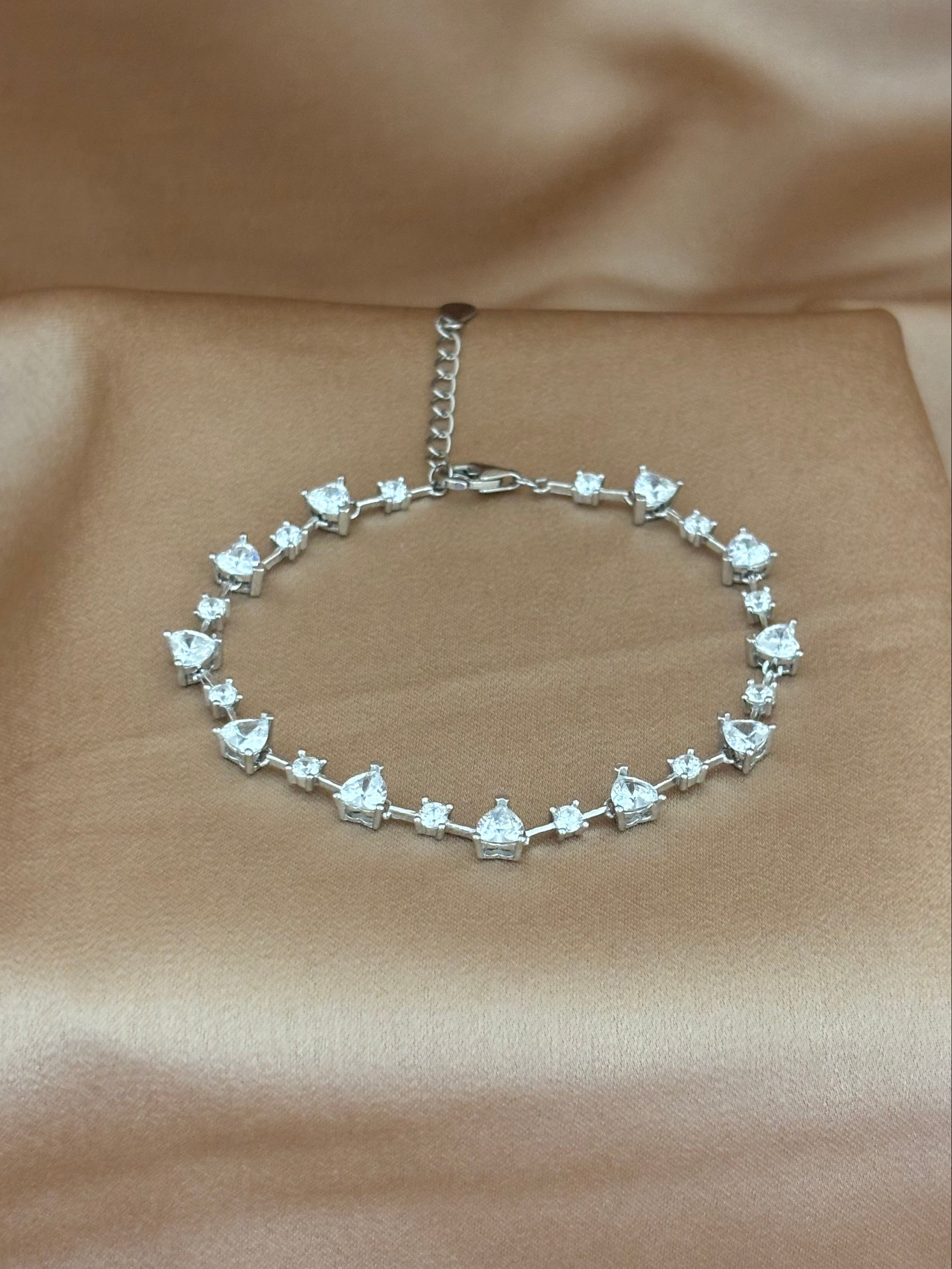 Alternating Geometric Crystal Link Bracelet