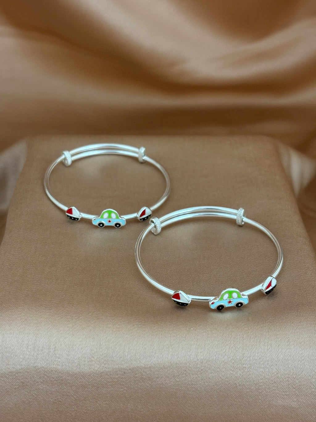 Little Racer Silver Baby Kadli Set
