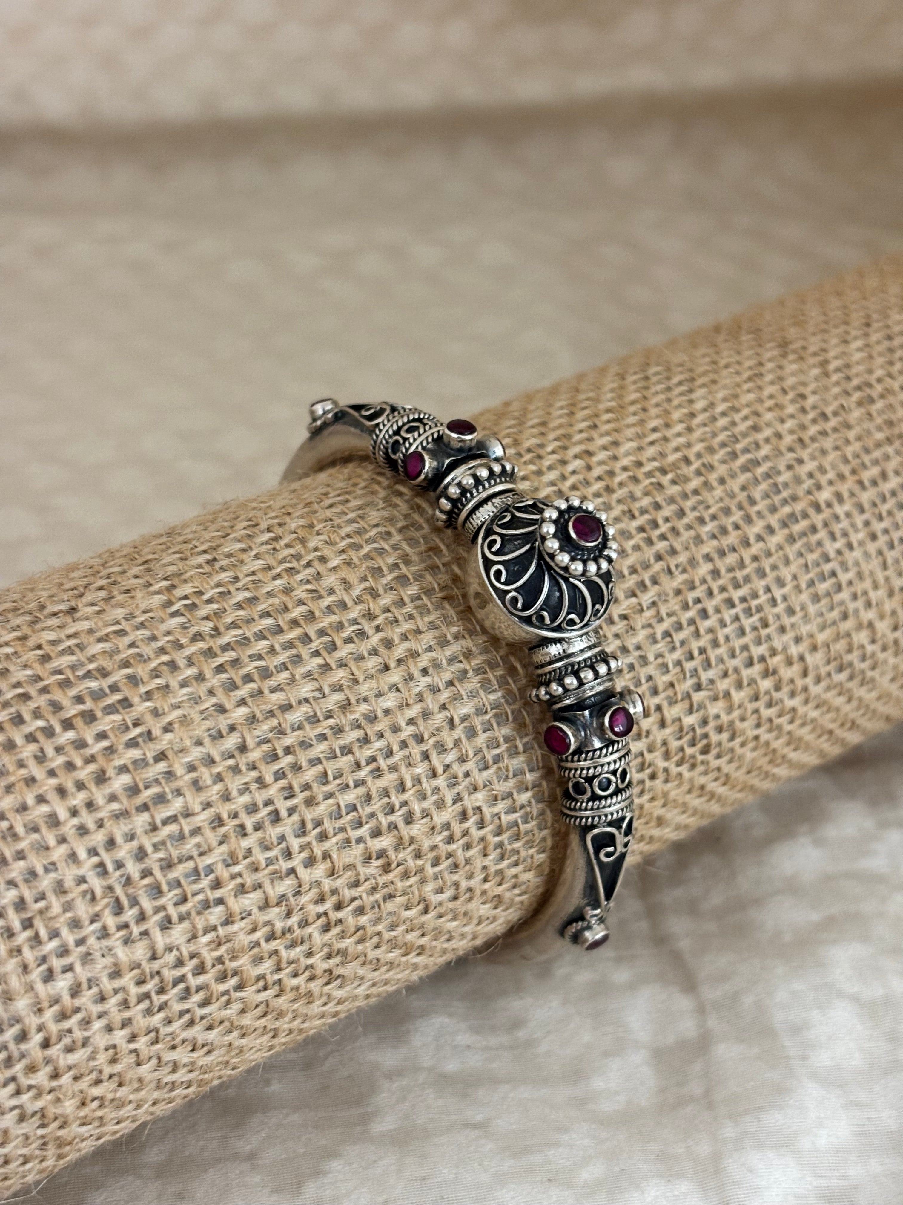 Floral Filigree Ruby Kada