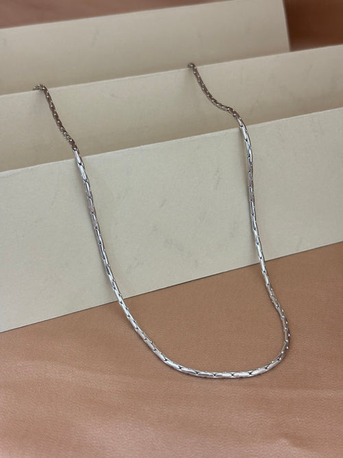 Contemporary Silver Bar-Link Specialty Chain