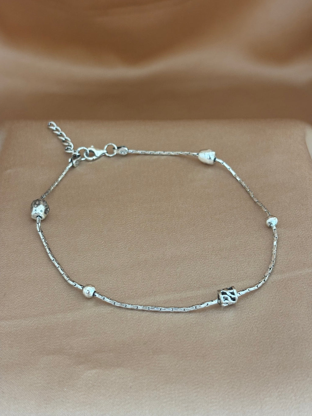 Artisan Bead & Textured Link Anklet