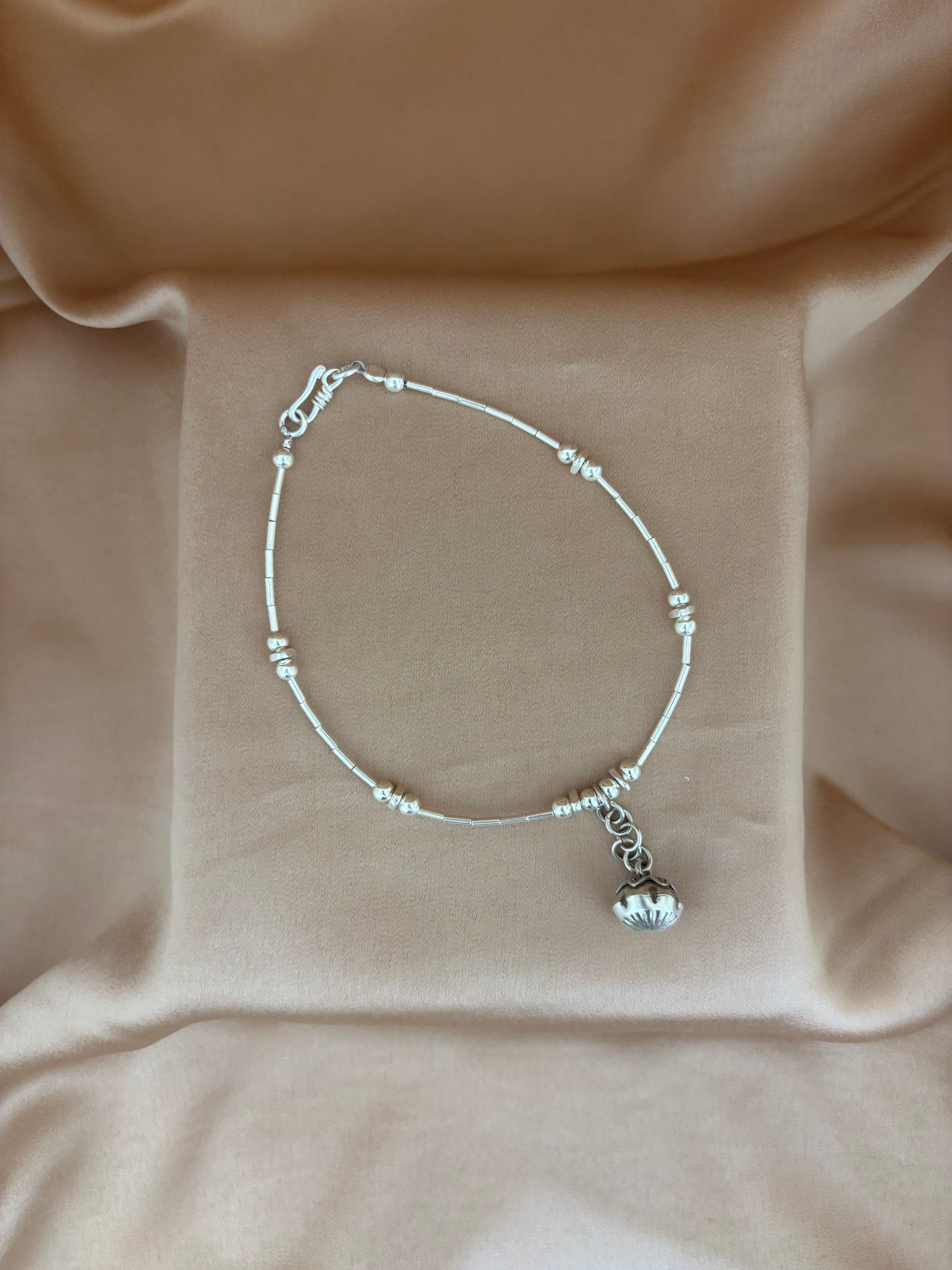 Ornate Globe Drop Anklet