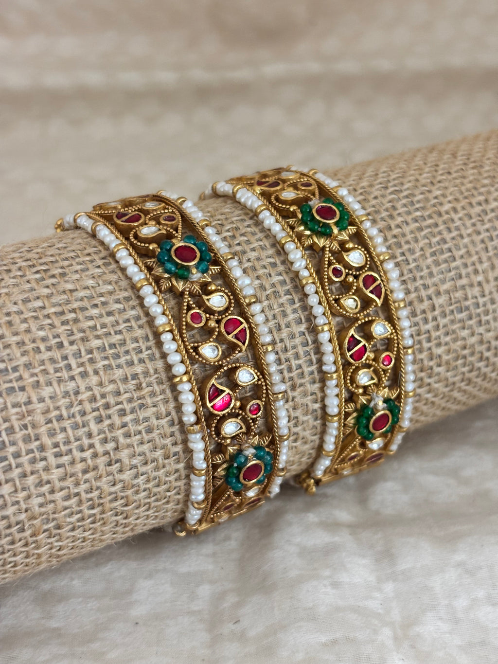 Floral Meenakari & Pearl Border Kada