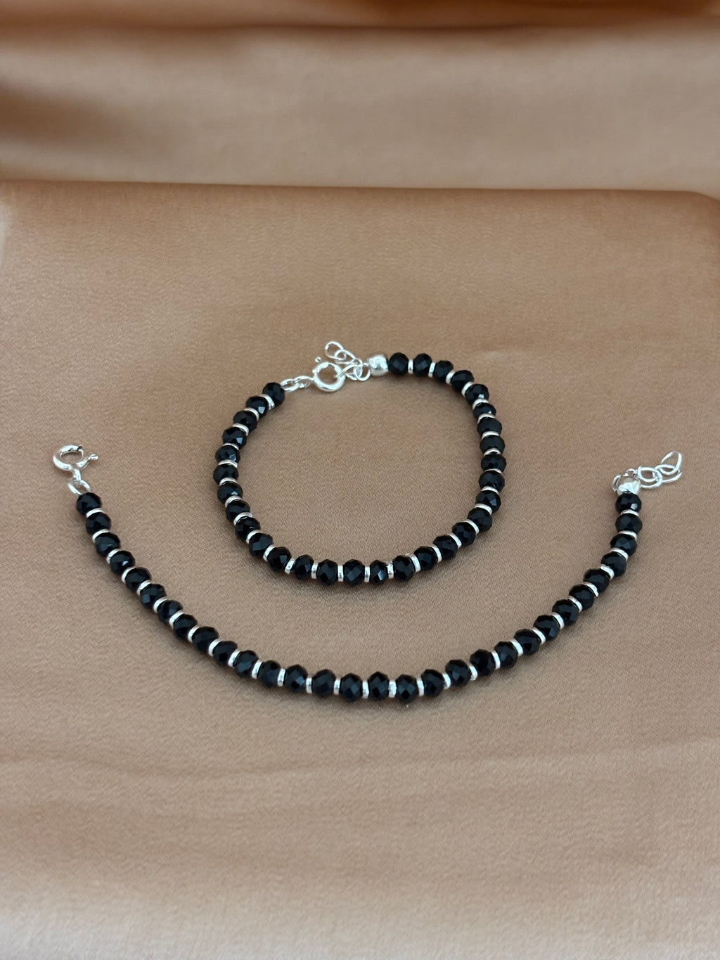 Essential Silver & Black Bead Nazariya