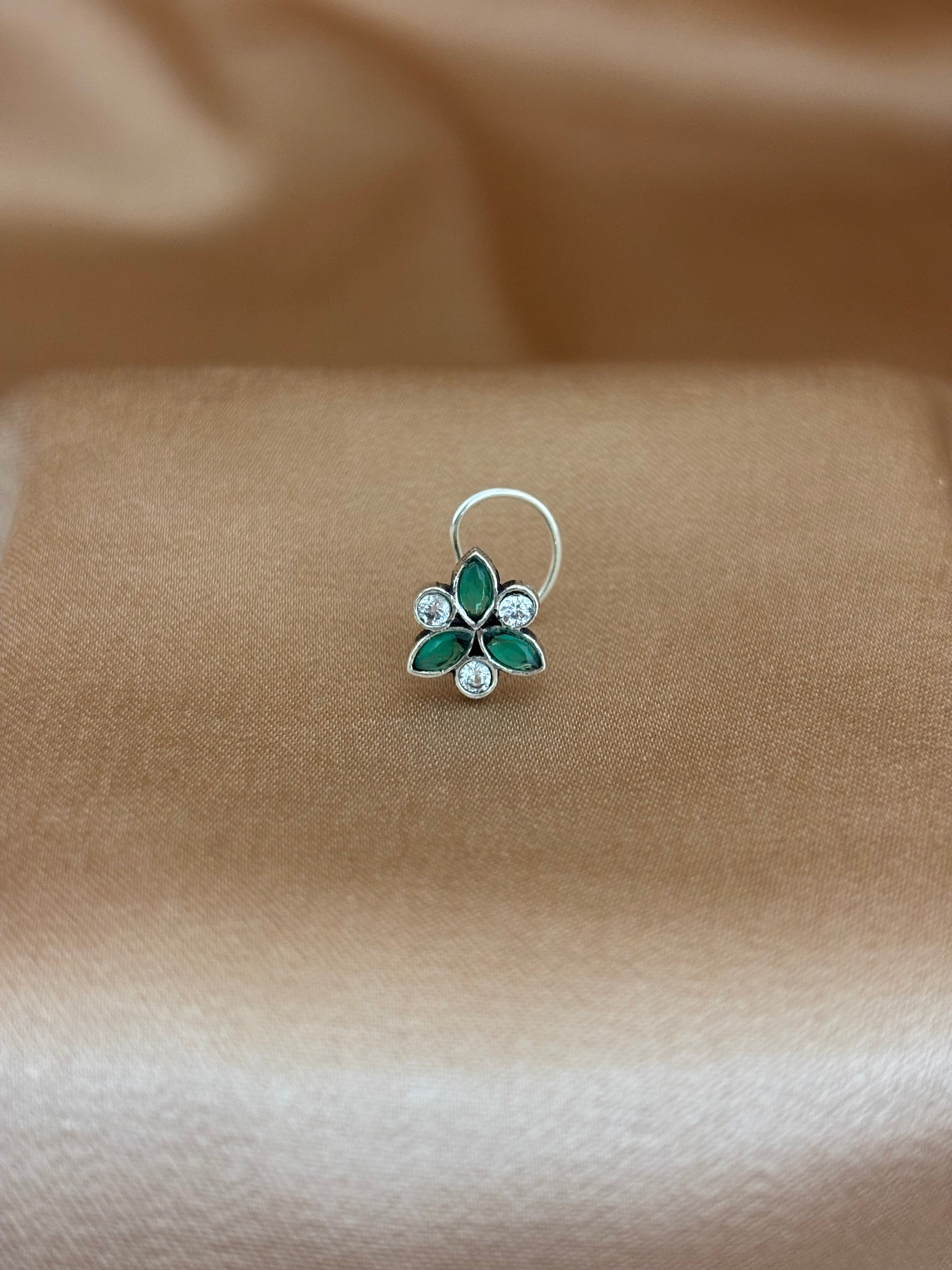 Verdant Sparkle Trio Silver Nose Pin