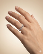 Sparkling Curb Link Band