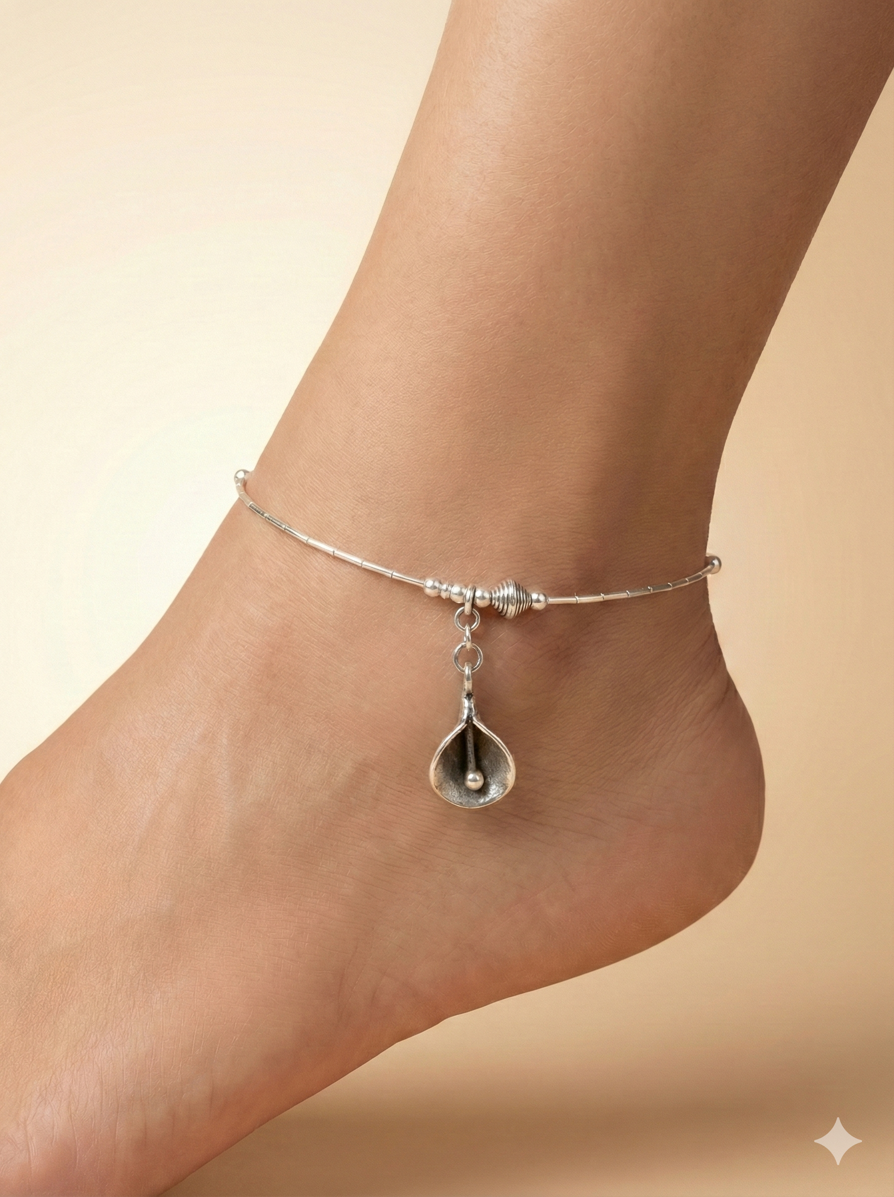 Calla Lily Pendant Silver Anklet