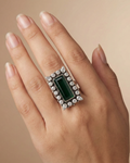 Vintage-Inspired Emerald Green Rectangular Statement Ring