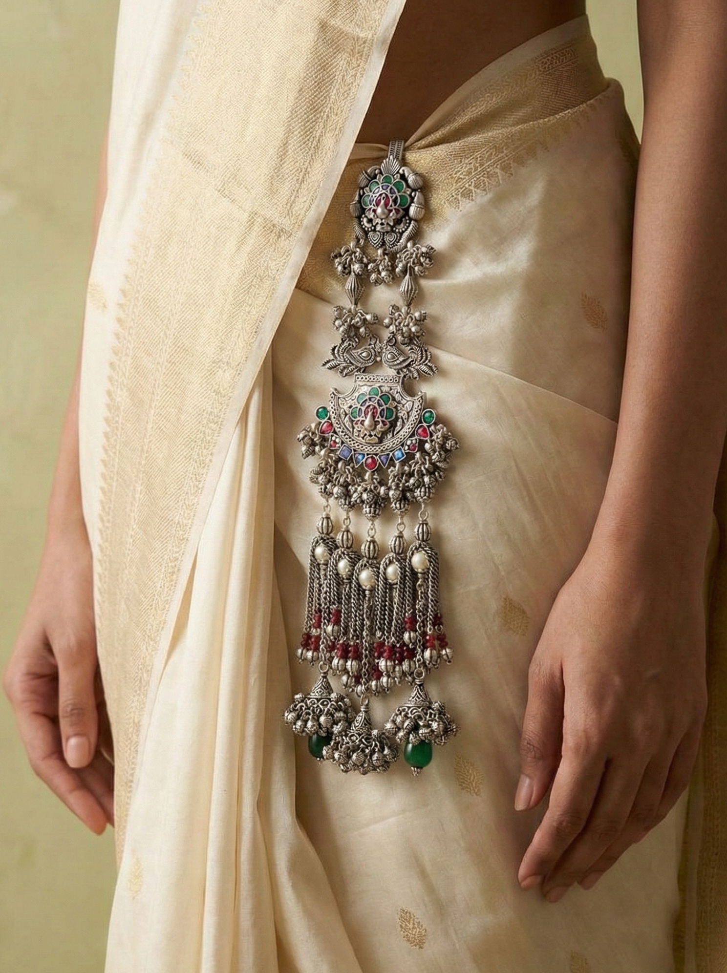 Peacock Motif Crescent Silver Juda