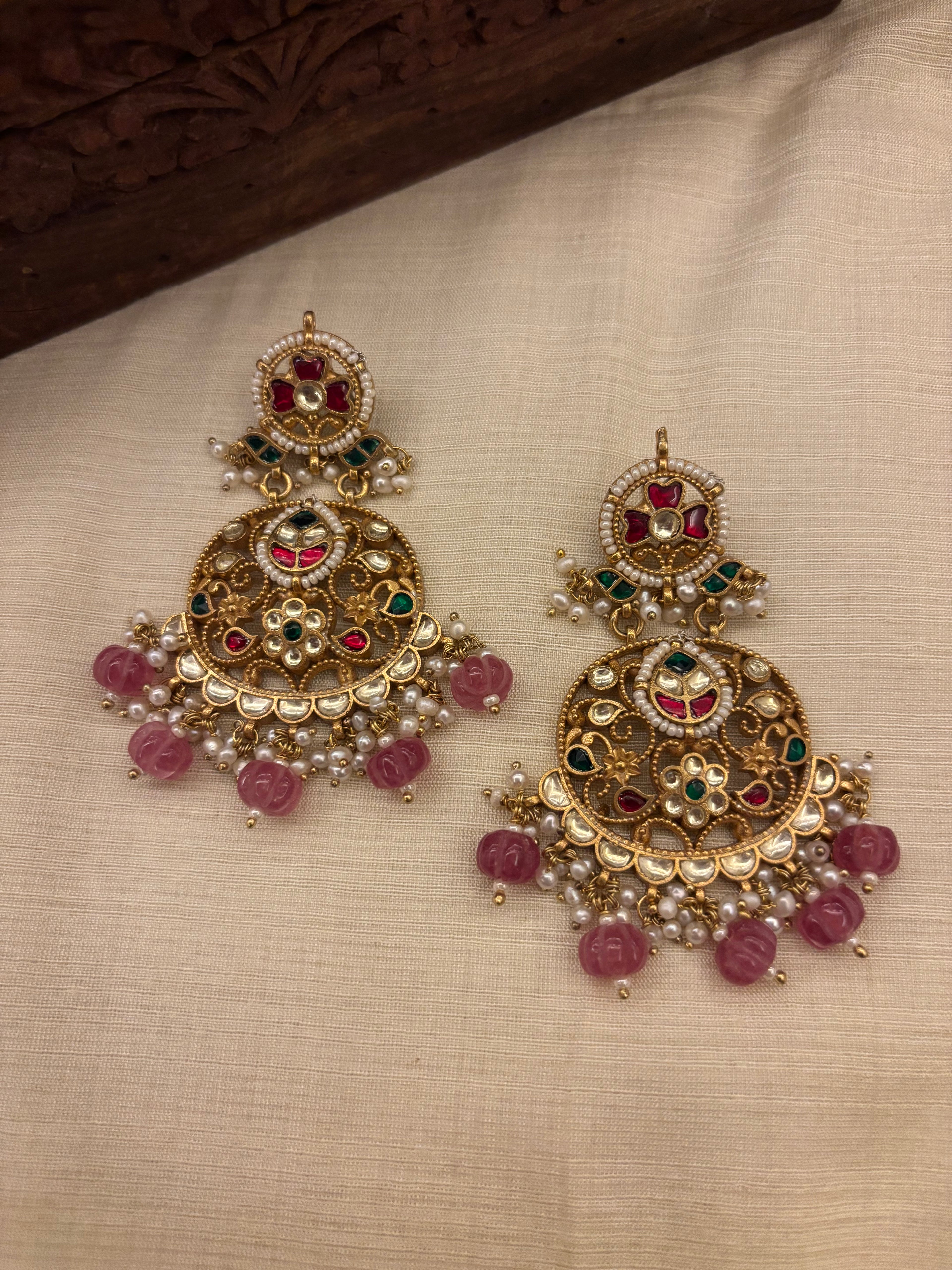 Kundan Canvas Rose-Drop Silver Earrings