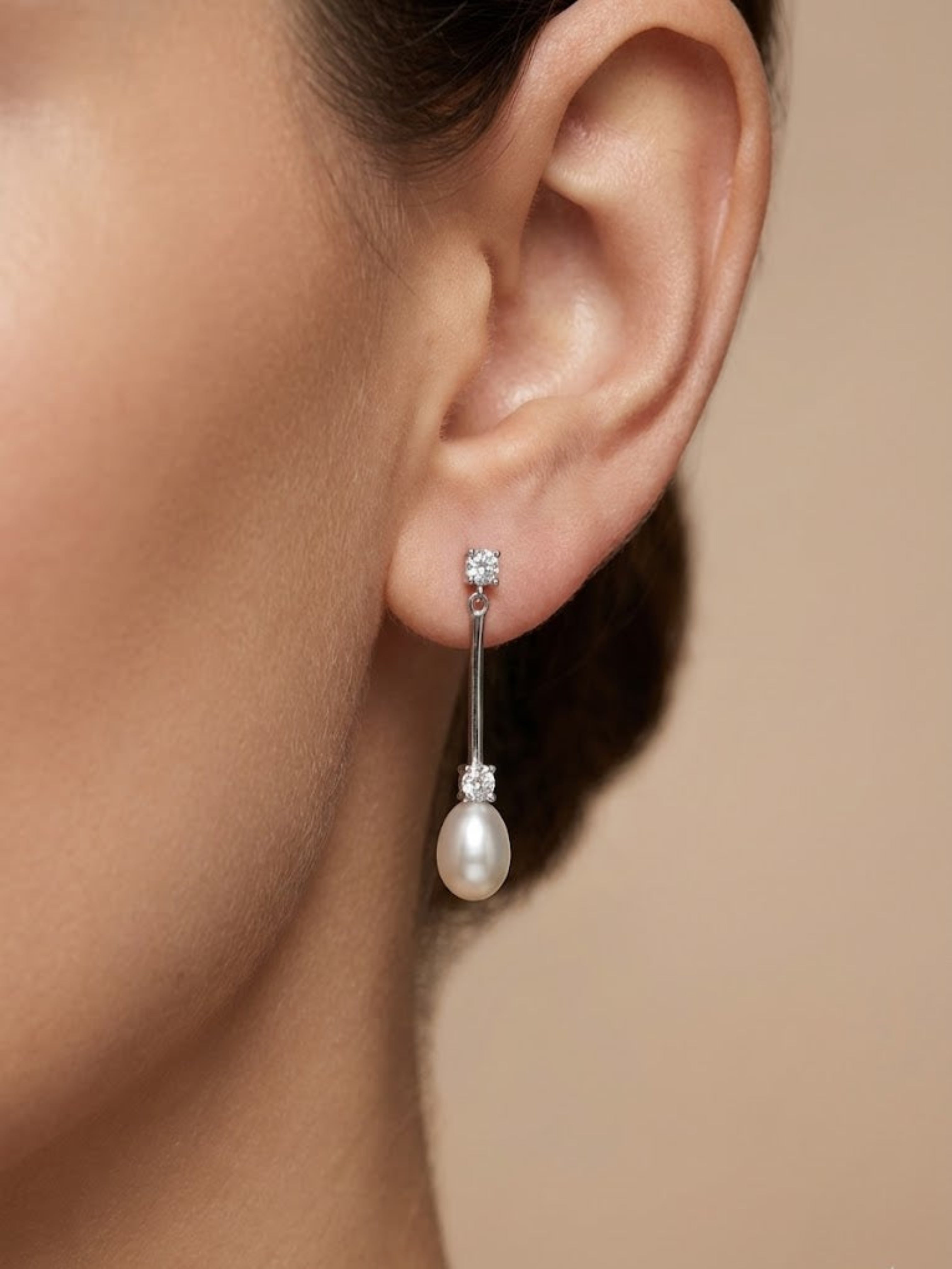 Dangling Pearl Earrings